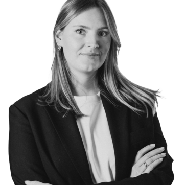 Insurely PR & Community manager